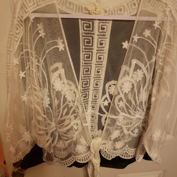 LACE WRAP - Picture 3 of 7